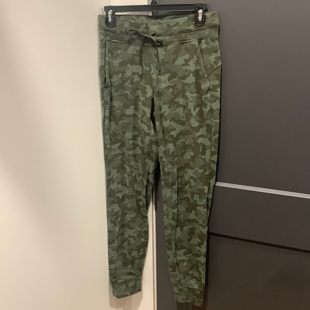 Lululemon Joggers